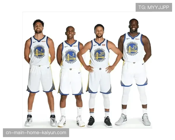 勇士新赛季调整首发阵容 波杰姆斯基控场以释放库里无球威胁